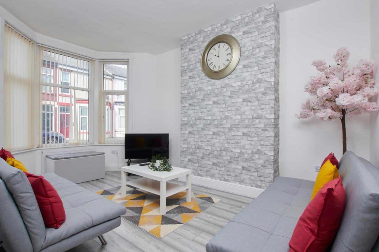 Stylish Blackpool Gem - Great Location! Exterior photo