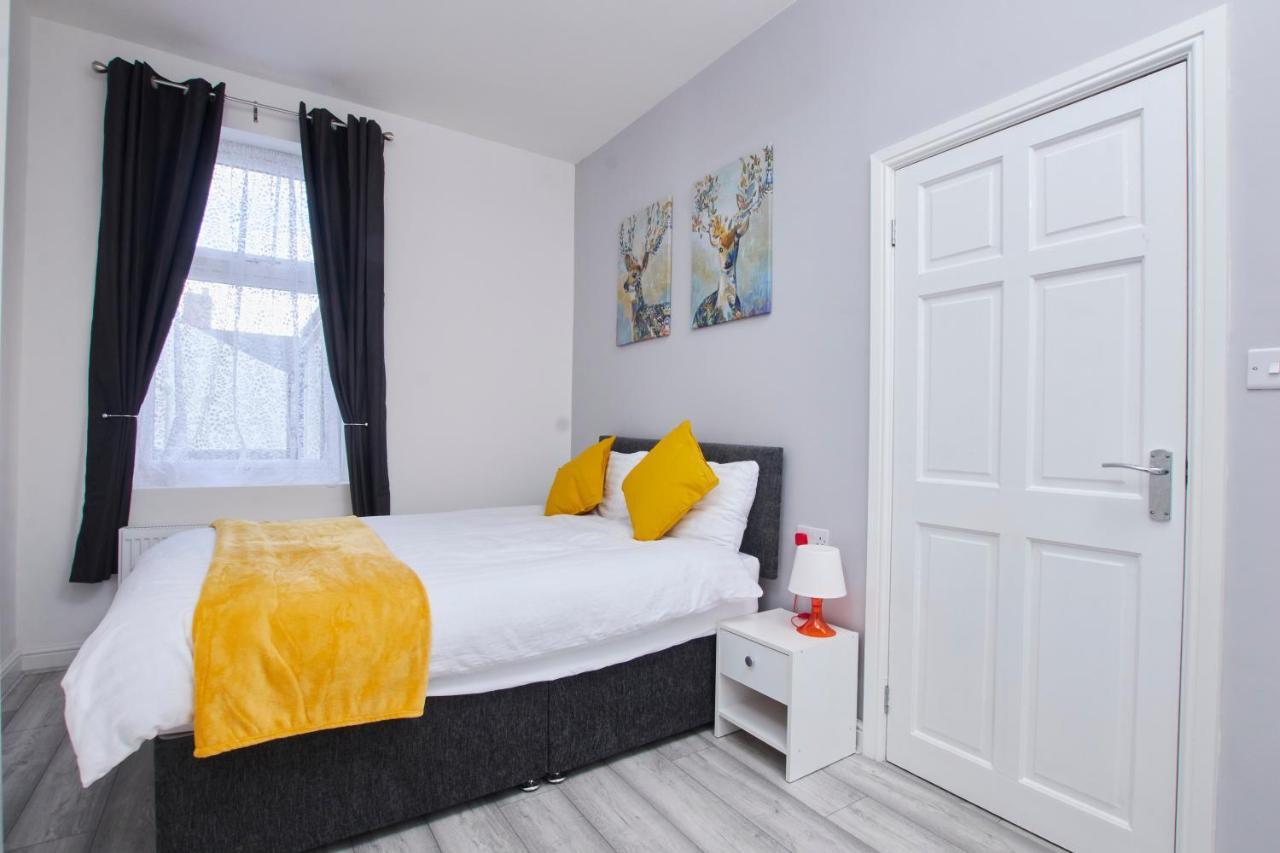 Stylish Blackpool Gem - Great Location! Exterior photo