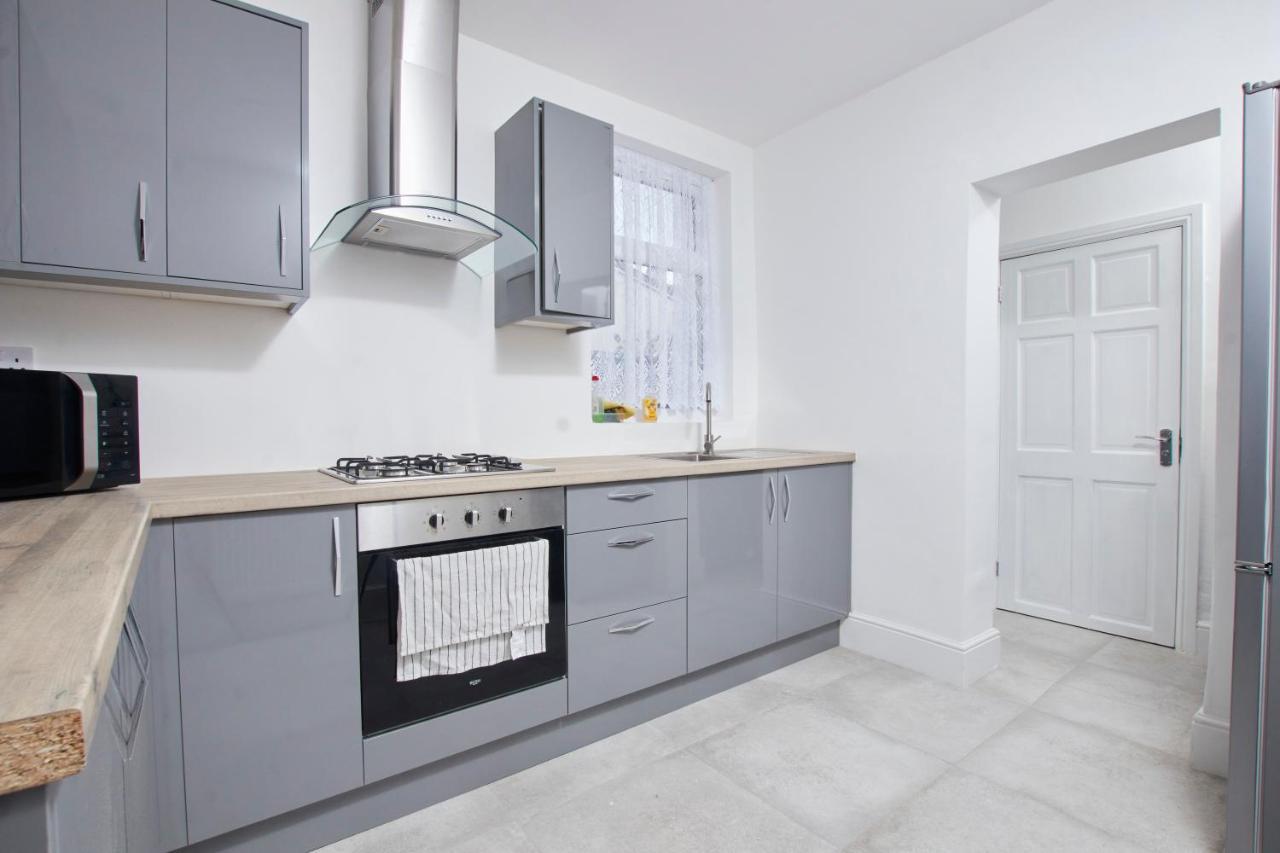 Stylish Blackpool Gem - Great Location! Exterior photo